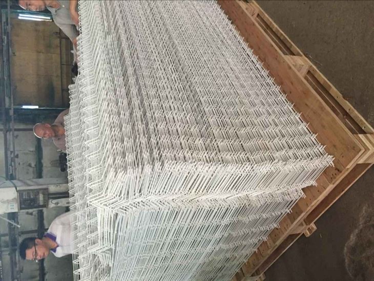 Fence Solar Panels